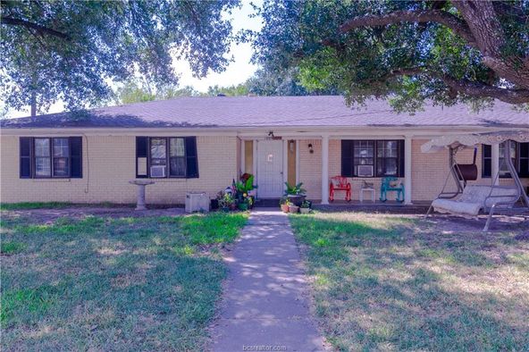 1009 W 18th St, Bryan, TX 77803